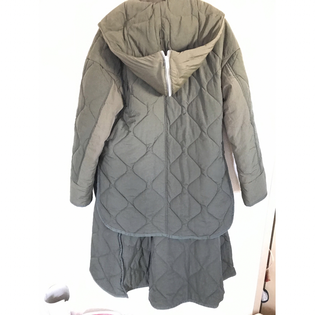 UN3D.(アンスリード)のアンスリード キルティングコート レディースのジャケット/アウター(ロングコート)の商品写真