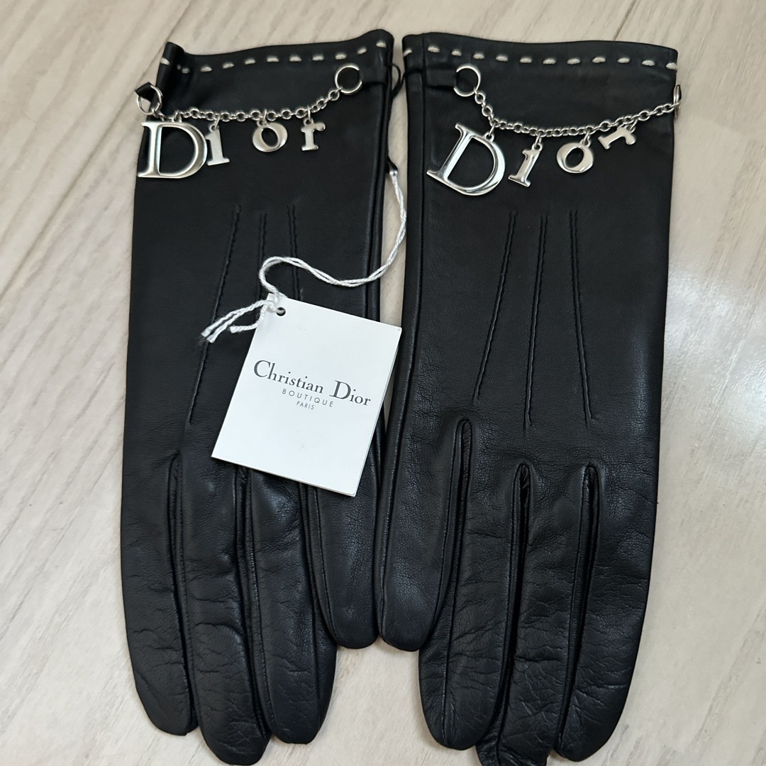 Christian Dior(クリスチャンディオール)のDior ディオール　レザー　手袋 レディースのファッション小物(手袋)の商品写真