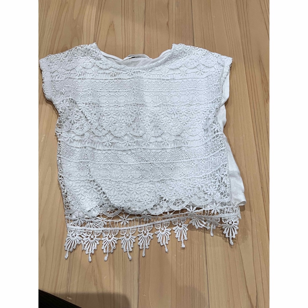 H&M(エイチアンドエム)の100センチ　レースシャツ キッズ/ベビー/マタニティのキッズ服女の子用(90cm~)(Tシャツ/カットソー)の商品写真