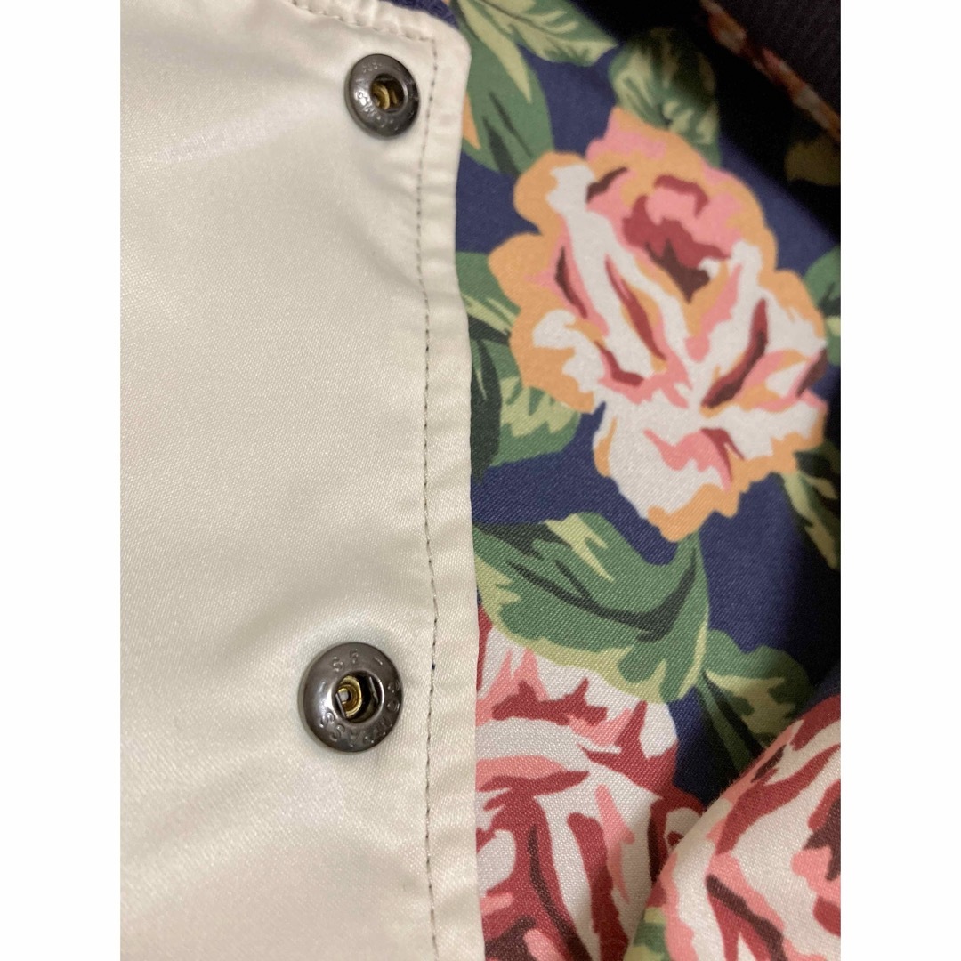 BEAMS(ビームス)のBEAMS 白×花柄　お洒落リバーシブルブルゾン レディースのジャケット/アウター(ブルゾン)の商品写真