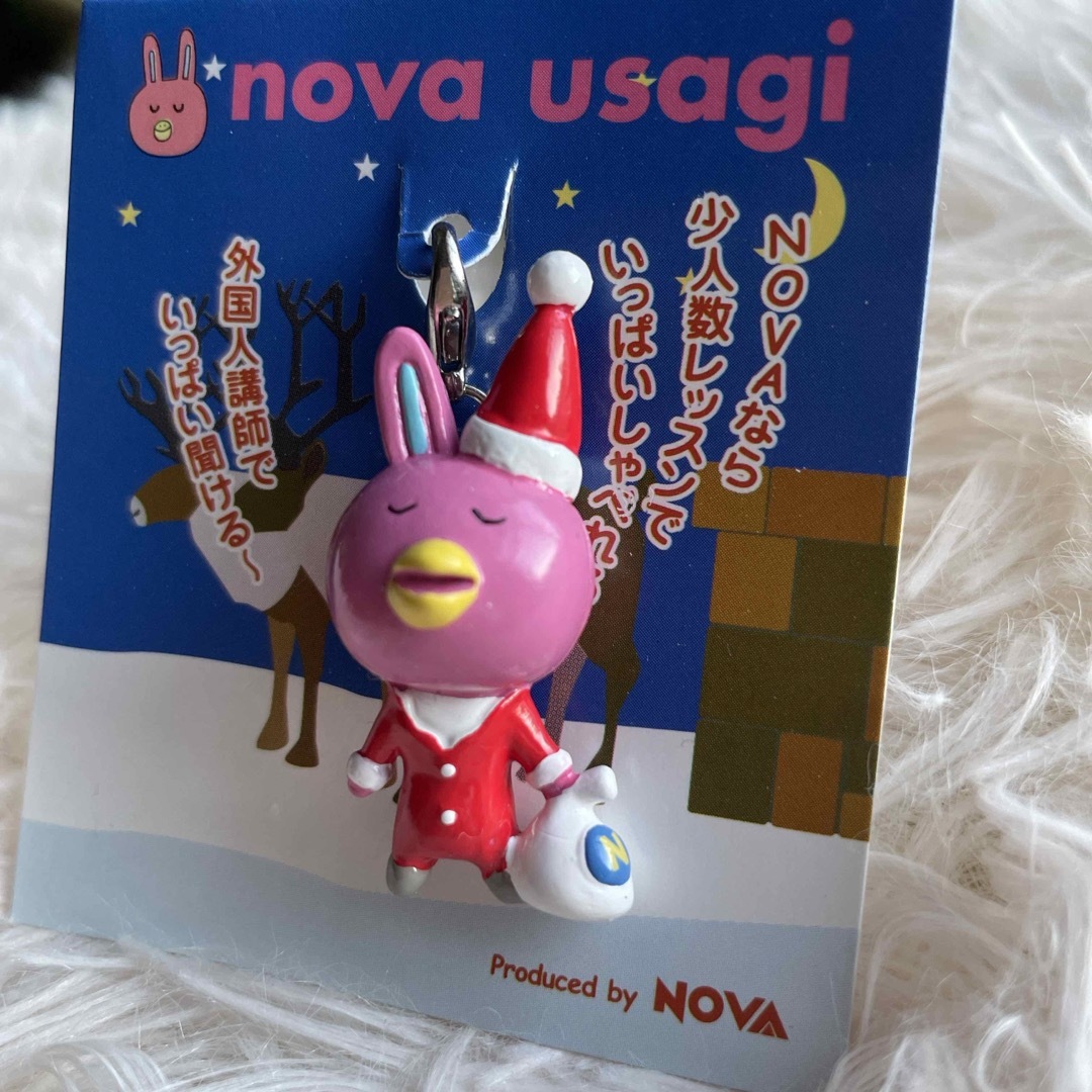 NOVA USAGI ノバうさぎ　ストラップ　サンタ エンタメ/ホビーのおもちゃ/ぬいぐるみ(キャラクターグッズ)の商品写真