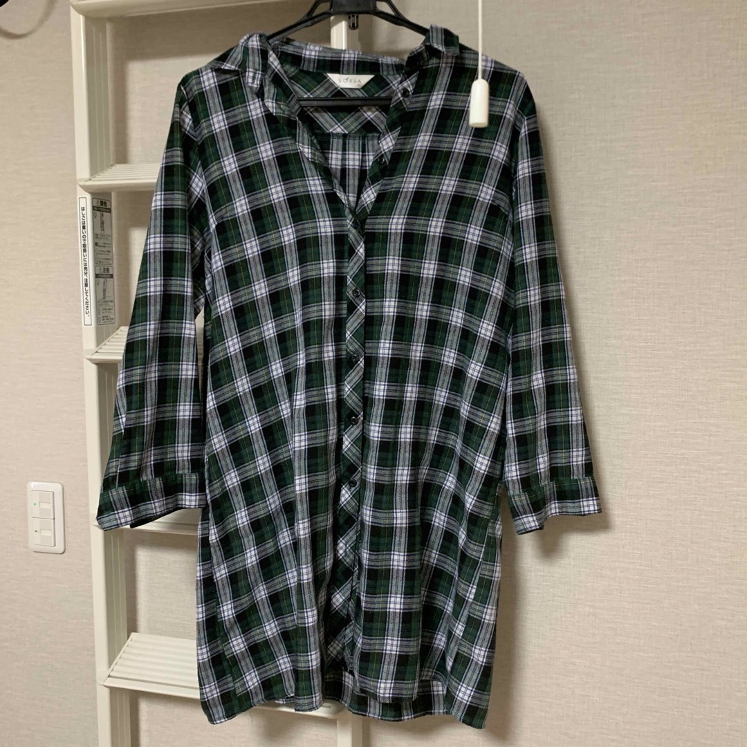 ノーブランドシャツ レディースのトップス(シャツ/ブラウス(長袖/七分))の商品写真