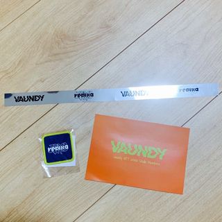 Vaundy ライブグッズ ワッペン 銀テープ ポストカードの通販 by Vaundy ライブグッズ ワッペン 銀テープ ポストカードの通販 by