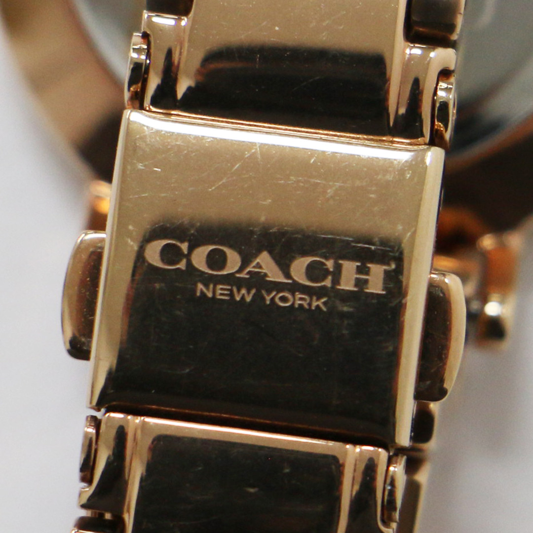 COACH(コーチ)のCOACH コーチ 腕時計 ウォッチ PERRY ペリー クォーツ ラウンドケース ティーローズディテール ステンレス ゴールド ブランド 日本製クォーツ 【レディース】【中古】 レディースのファッション小物(腕時計)の商品写真