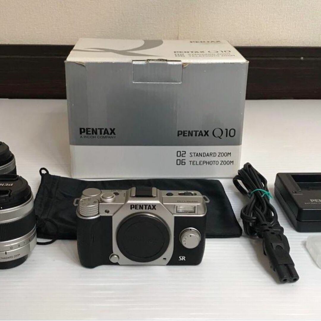 リコーイメージング美品PENTAX Q10 ダブルレンズキットSILVER