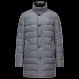 モンクレール(MONCLER)のMONCLER モンクレール 「VALLIER 」サイズ2(ダウンジャケット)