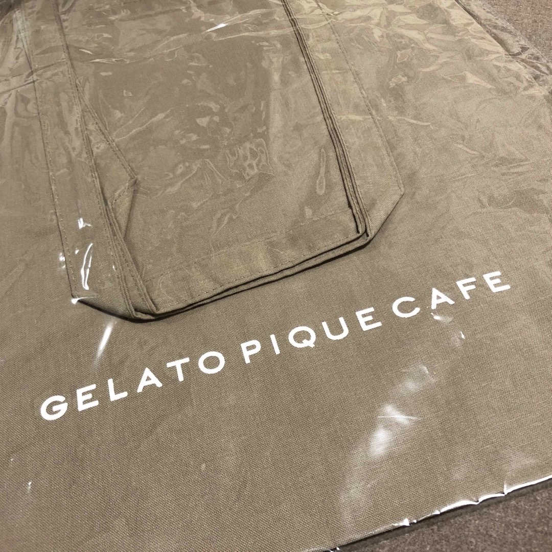 gelato pique(ジェラートピケ)のgelato pique cafe 【ジェラートピケ】ベアロゴトートバッグ レディースのバッグ(トートバッグ)の商品写真