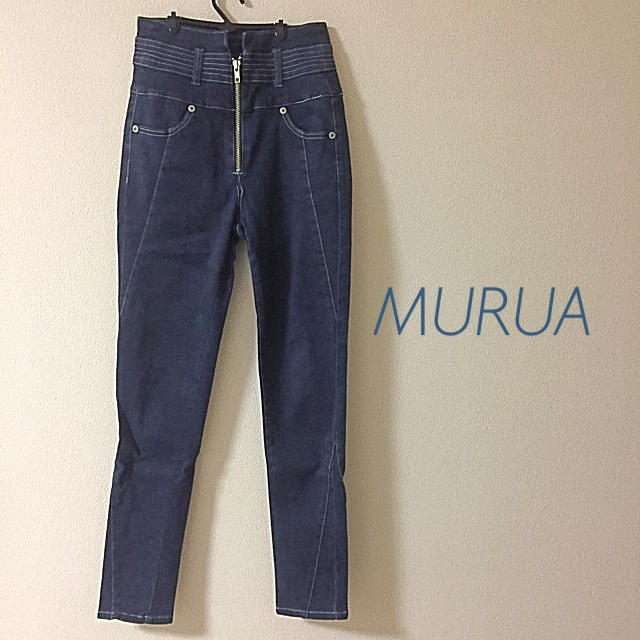 MURUA(ムルーア)のムルーア ハイウエスト スキニー ジップアップ レディースのパンツ(スキニーパンツ)の商品写真