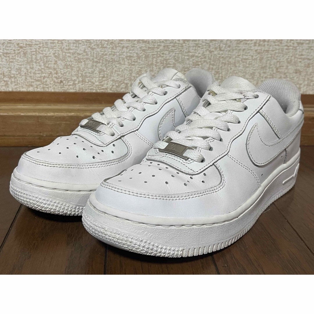 NIKE(ナイキ)のNIKE AIR FORCE 1 LOW GS 23.5cm レディースの靴/シューズ(スニーカー)の商品写真