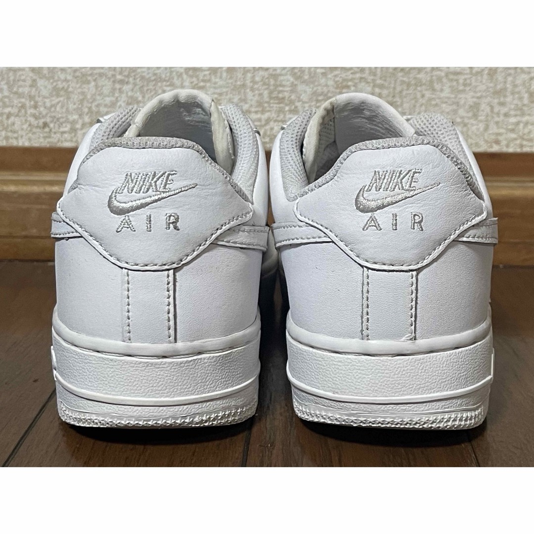 NIKE(ナイキ)のNIKE AIR FORCE 1 LOW GS 23.5cm レディースの靴/シューズ(スニーカー)の商品写真