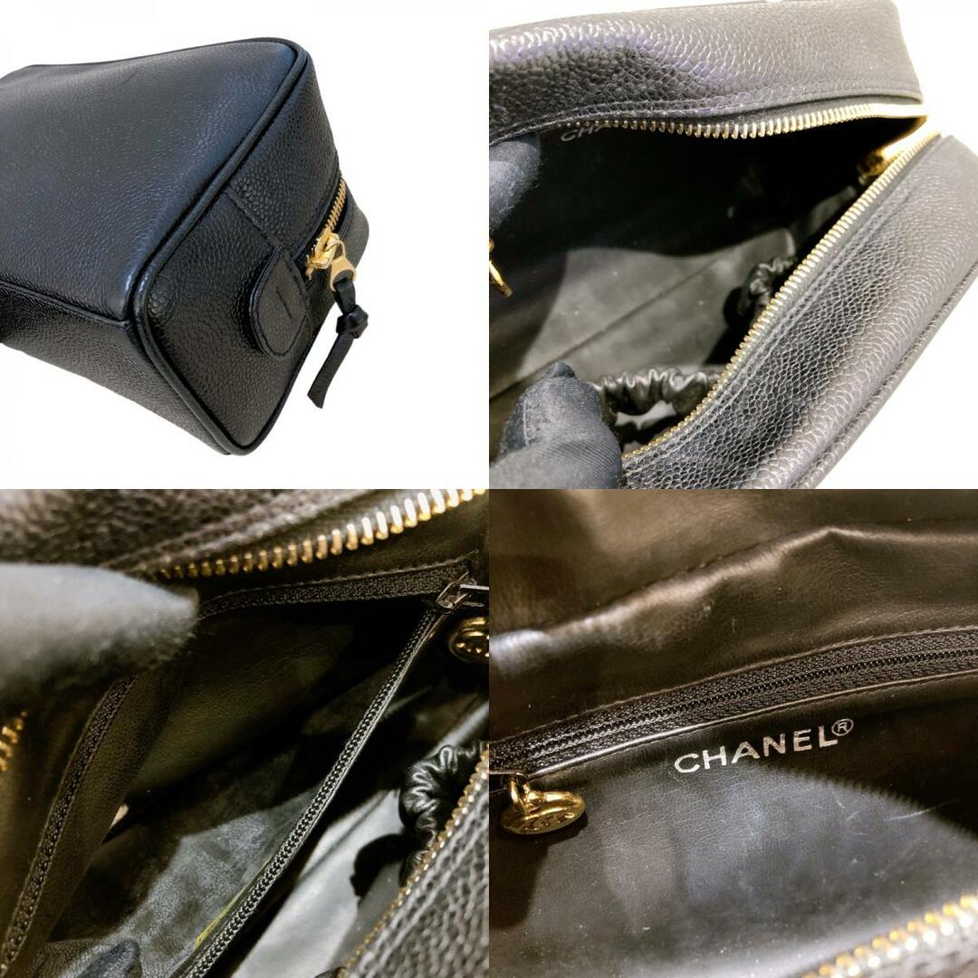 CHANEL(シャネル)の　シャネル CHANEL ココマーク　コスメポーチ A06241 ブラック　ゴールド金具 キャビアスキン ユニセックス ポーチ レディースのファッション小物(ポーチ)の商品写真