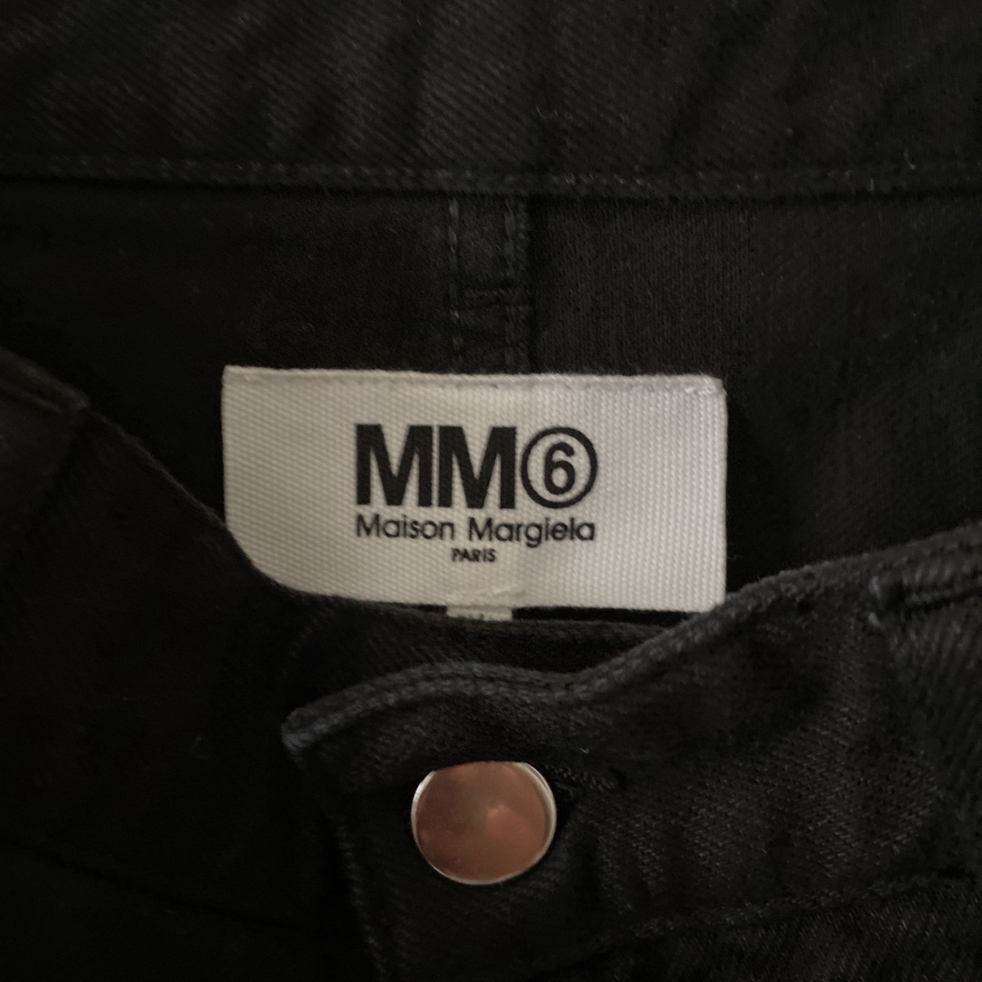 MM6(エムエムシックス)のMaison Margiela MM6 ブラックデニム デニム38サイズ 新品 レディースのパンツ(デニム/ジーンズ)の商品写真