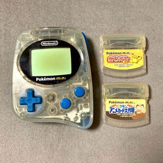 ニンテンドウ(任天堂)のポケモンミニ Pokémon mini 本体 ソフト2点(携帯用ゲーム機本体)