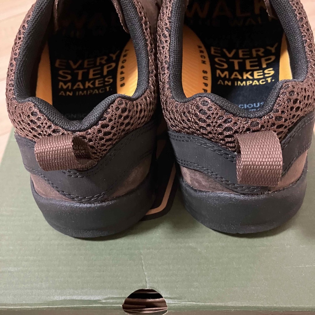 KEEN(キーン)のkeen ジャスパーロックス　レザー　26.5㎝程（※メーカー表記は28㎝） メンズの靴/シューズ(スニーカー)の商品写真