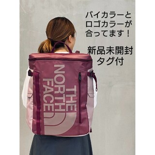 ザノースフェイス(THE NORTH FACE)の【新品】ザノースフェイスヒューズボックス30Lポイセンベリーフォーングレー♡(リュック/バックパック)