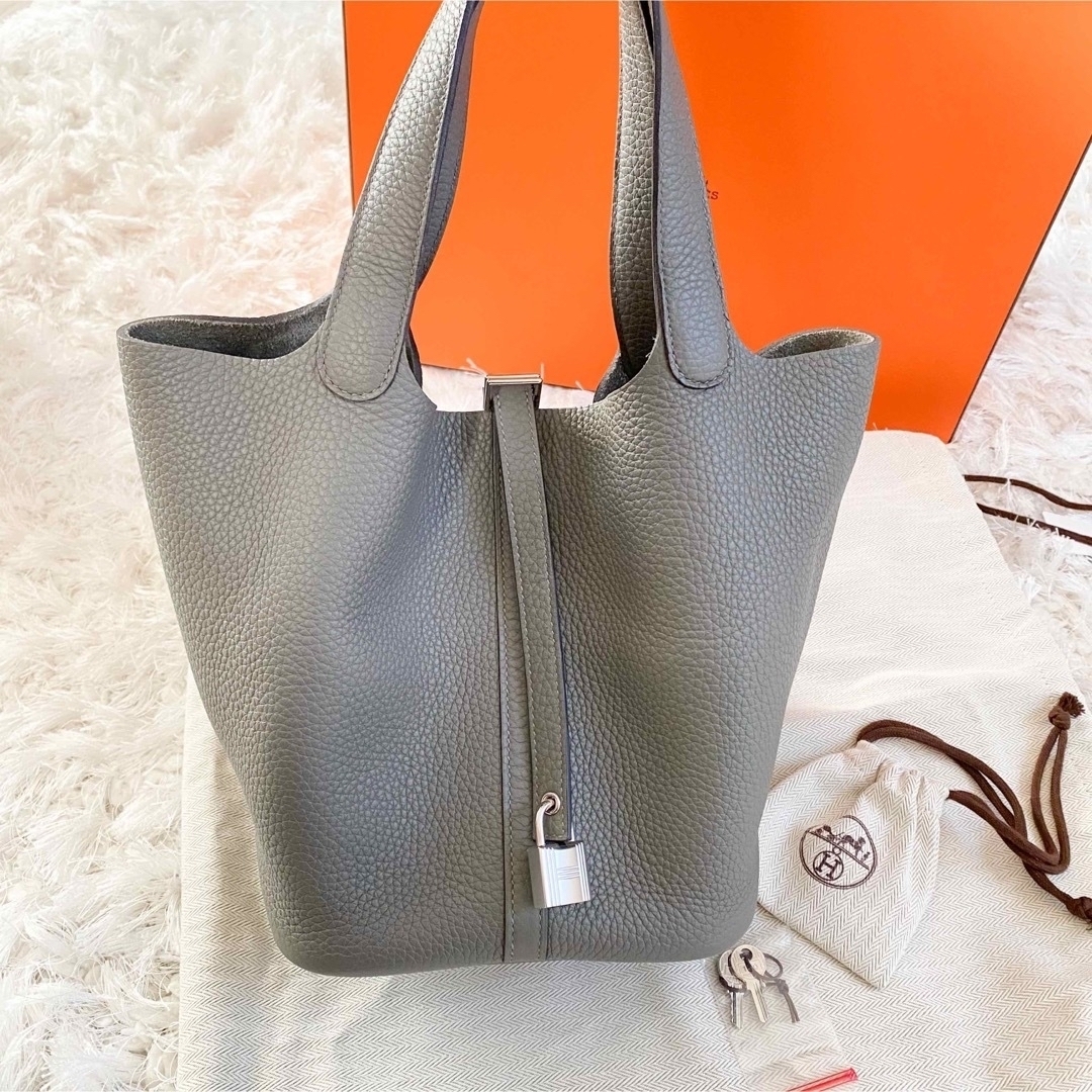 Hermes(エルメス)の★★新品同様★エルメスHERMES ピコタンロックMM★★ レディースのバッグ(ハンドバッグ)の商品写真