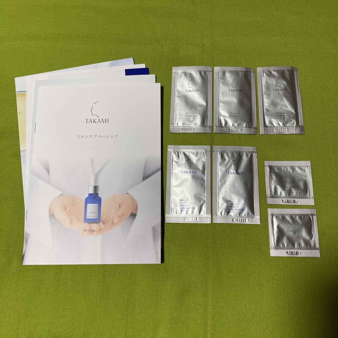 TAKAMI(タカミ)のタカミ　化粧水・美容液サンプル(パンフレット付き) コスメ/美容のキット/セット(サンプル/トライアルキット)の商品写真