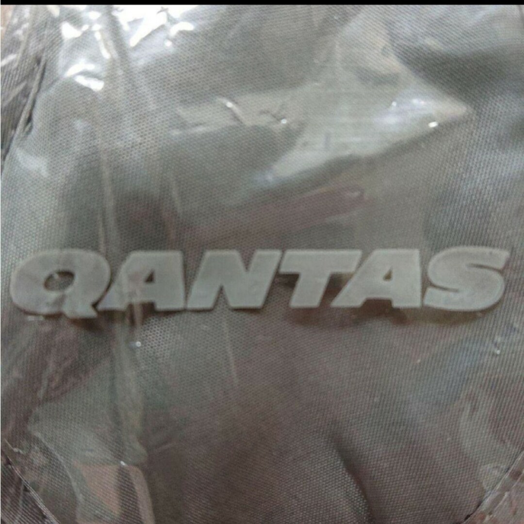 カンタス航空 アイマスク QANTAS 新品・未使用 昭和レトロ ビンテージ インテリア/住まい/日用品の日用品/生活雑貨/旅行(旅行用品)の商品写真