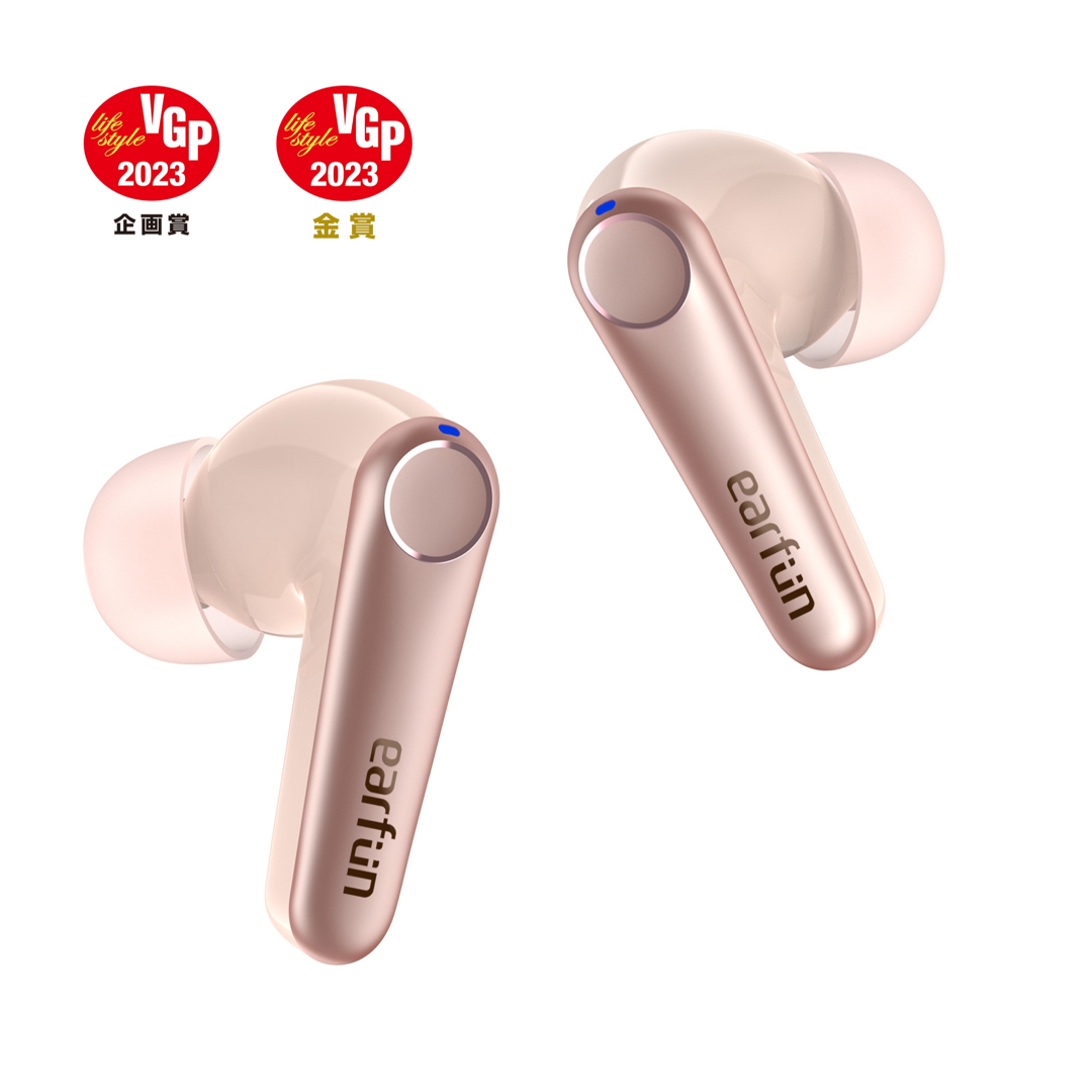 ワイヤレスイヤホン Earfun Air Pro3  スマホ/家電/カメラのオーディオ機器(ヘッドフォン/イヤフォン)の商品写真