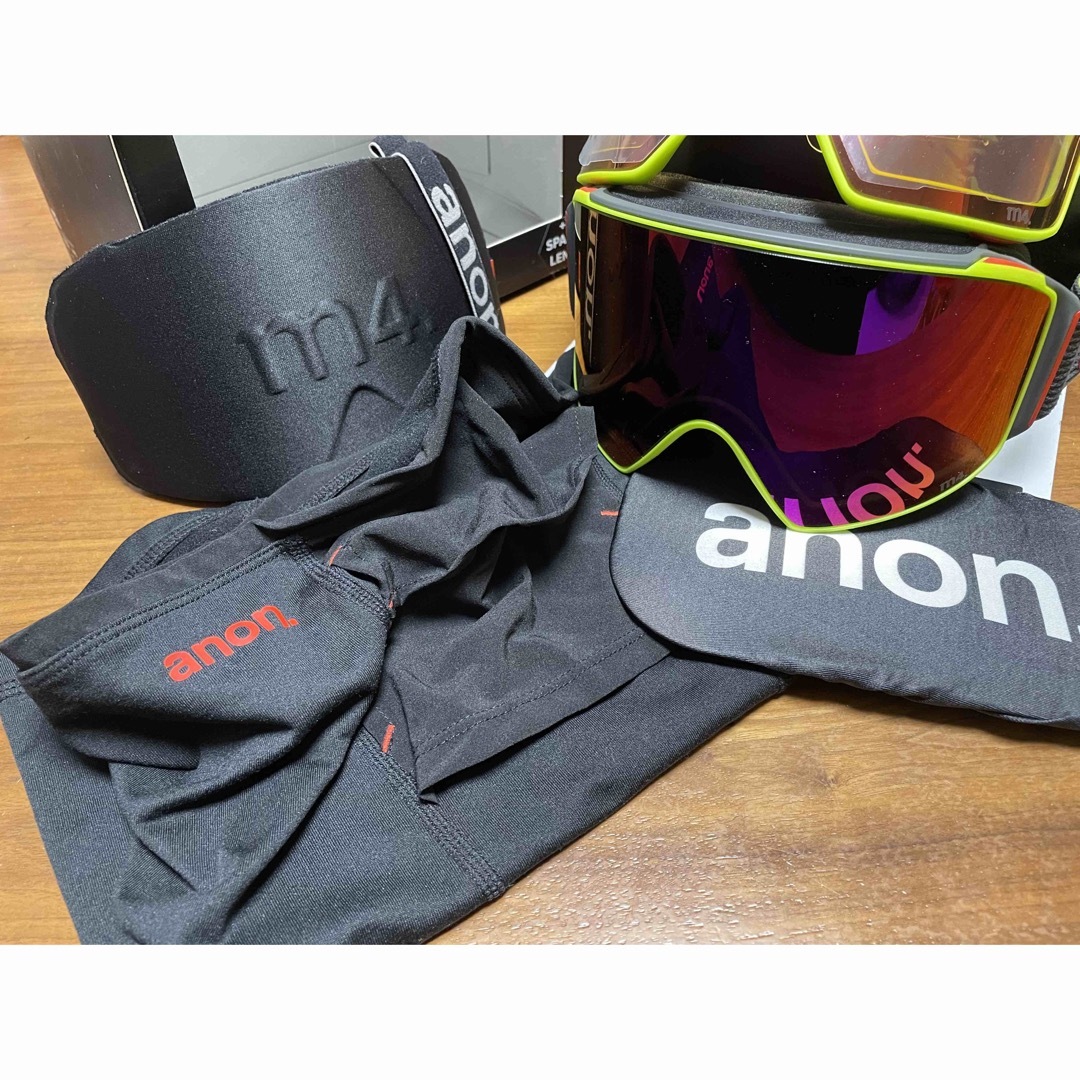 BURTON(バートン)のanon m4 国内正規 レンズ傷なし フェイスマスク未使用 極上美品 お得 スポーツ/アウトドアのスノーボード(アクセサリー)の商品写真