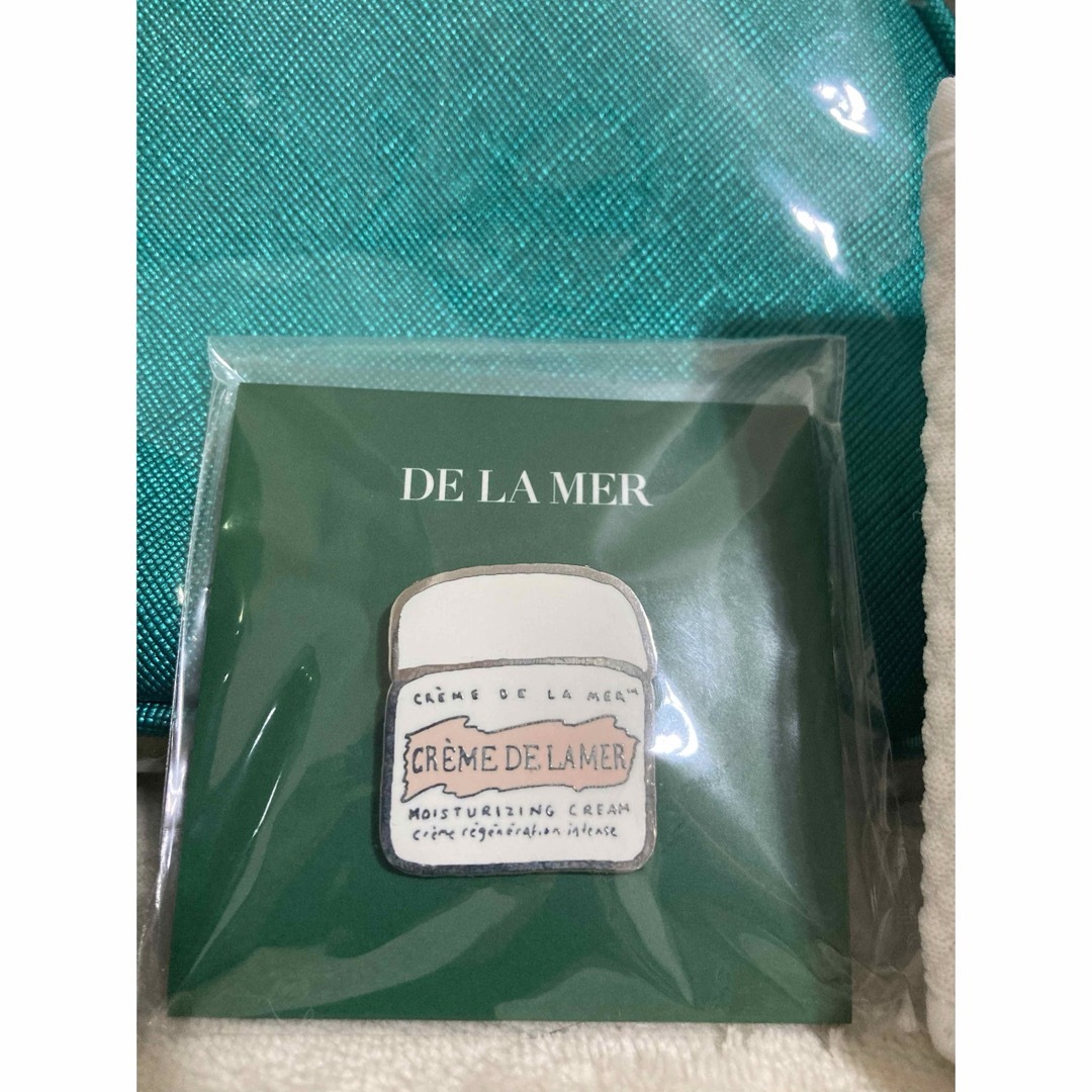 DE LA MER(ドゥラメール)のドゥ・ラ・メール  ポーチ  ピンバッジ  ヘアバンド  ターバン  巾着  コスメ/美容のキット/セット(その他)の商品写真