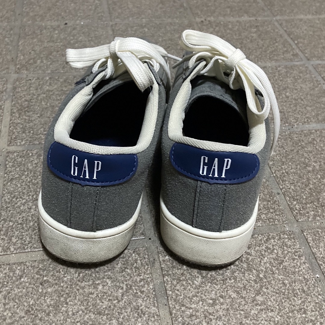GAP(ギャップ)のGAP スニーカー　スウェード レディースの靴/シューズ(スニーカー)の商品写真