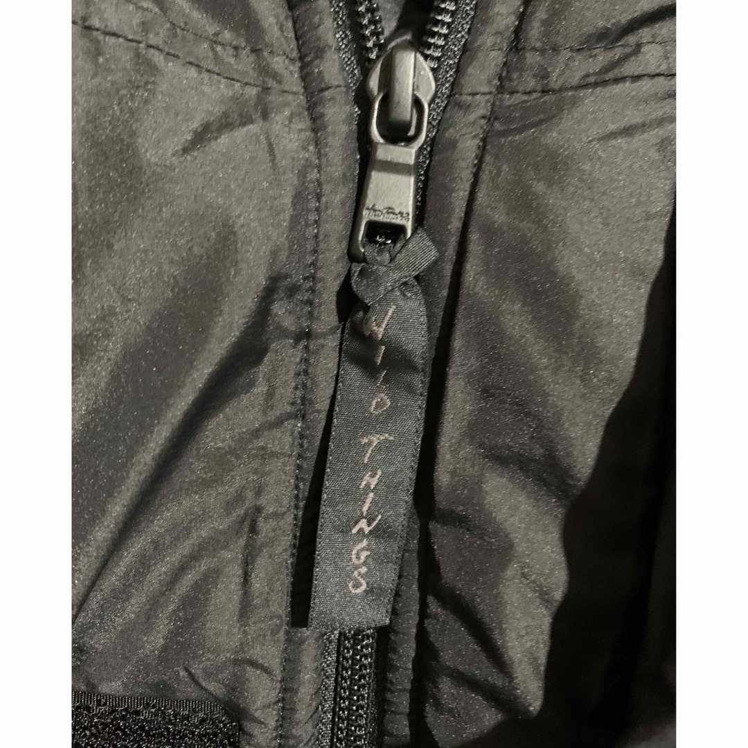 WILDTHINGS(ワイルドシングス)の美品 Wild Things ワイルドシングス　モンスターパーカー ブラック メンズのジャケット/アウター(ダウンジャケット)の商品写真