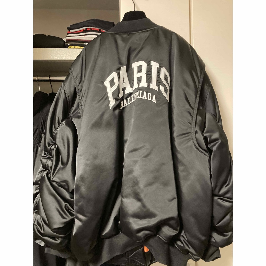 Balenciaga(バレンシアガ)のbalenciaga cities paris bomber jacket  メンズのジャケット/アウター(フライトジャケット)の商品写真