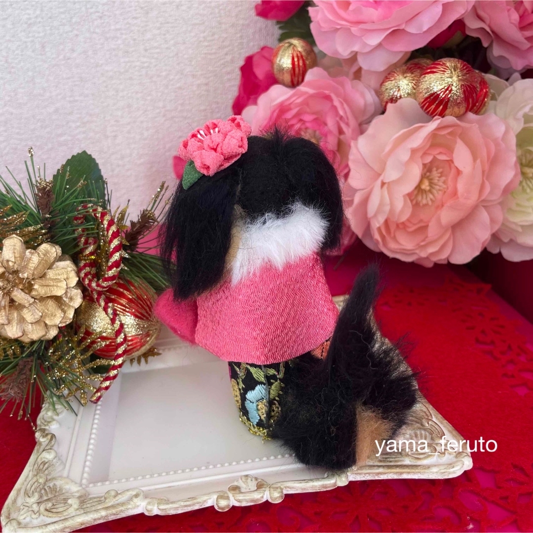 ★お正月限定★ handmade♡羊毛フェルト犬♡ブラックタンダックスちゃん ハンドメイドのぬいぐるみ/人形(ぬいぐるみ)の商品写真