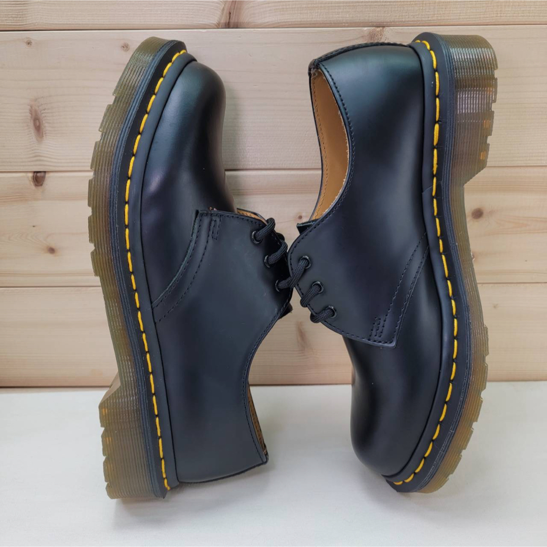 Dr.Martens - ドクターマーチン 3ホール ブラック24cm UK5の通販 Dr.Martens - ドクターマーチン 3ホール ブラック24cm UK5の通販