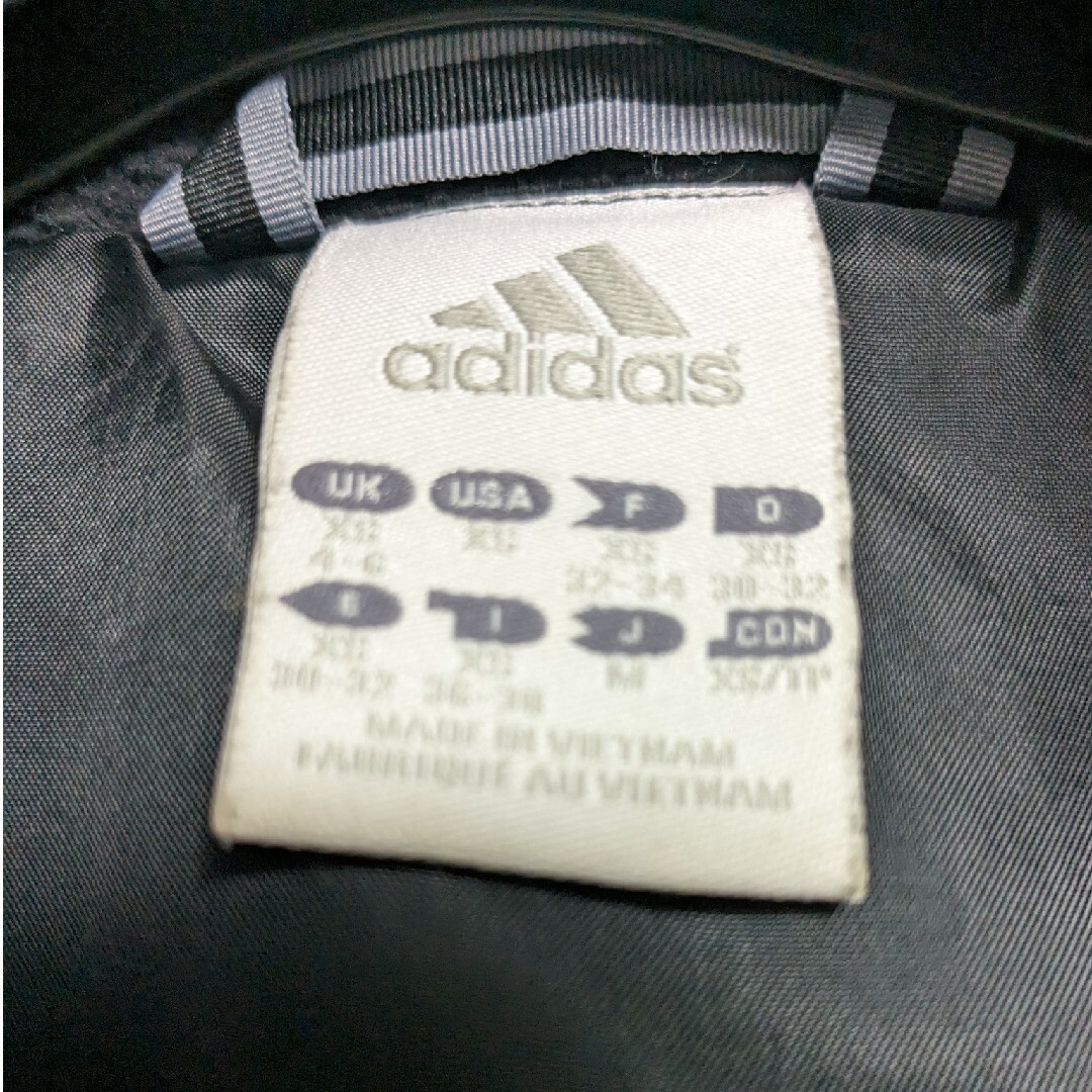 adidas(アディダス)のadidas　ロングタウンコート レディースのジャケット/アウター(ダウンコート)の商品写真