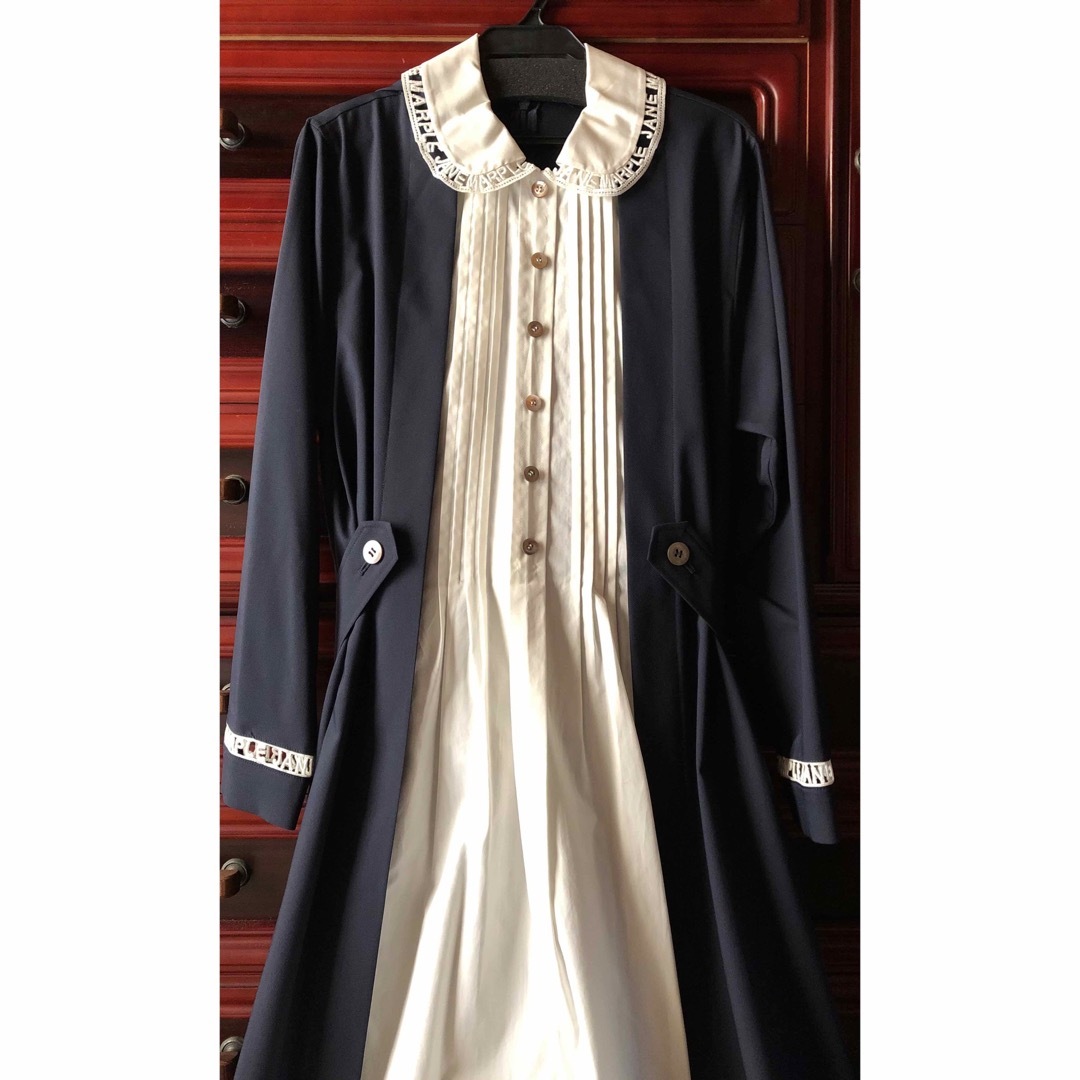 ロゴレースが襟と袖に【新品未使用タグ付き】ジェーンマープル　ロゴレースカラードミトリードレス