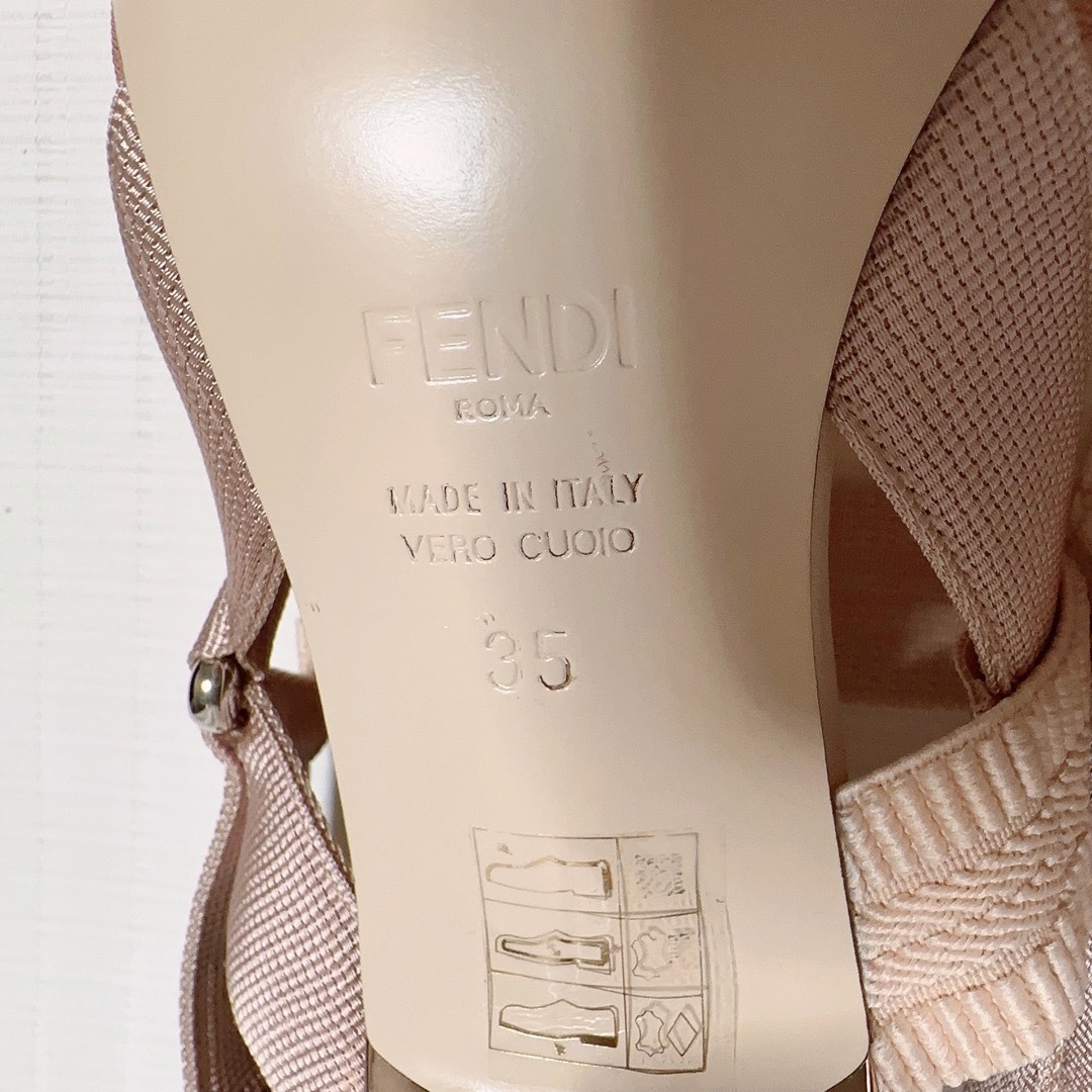 FENDI(フェンディ)のFENDI フェンディ　コリブリ　パンプス　ストラップ　サンダル　ミュール　靴 レディースの靴/シューズ(ハイヒール/パンプス)の商品写真