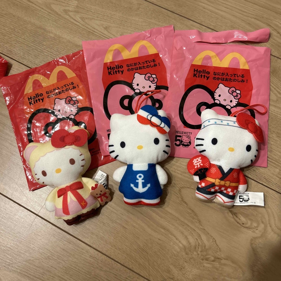 マクドナルドハッピーセット　キティちゃん 50周年　3個セット | フリマアプリ ラクマ