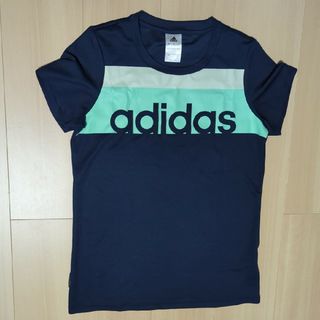 アディダス(adidas)のadidas Tシャツ(Tシャツ(半袖/袖なし))