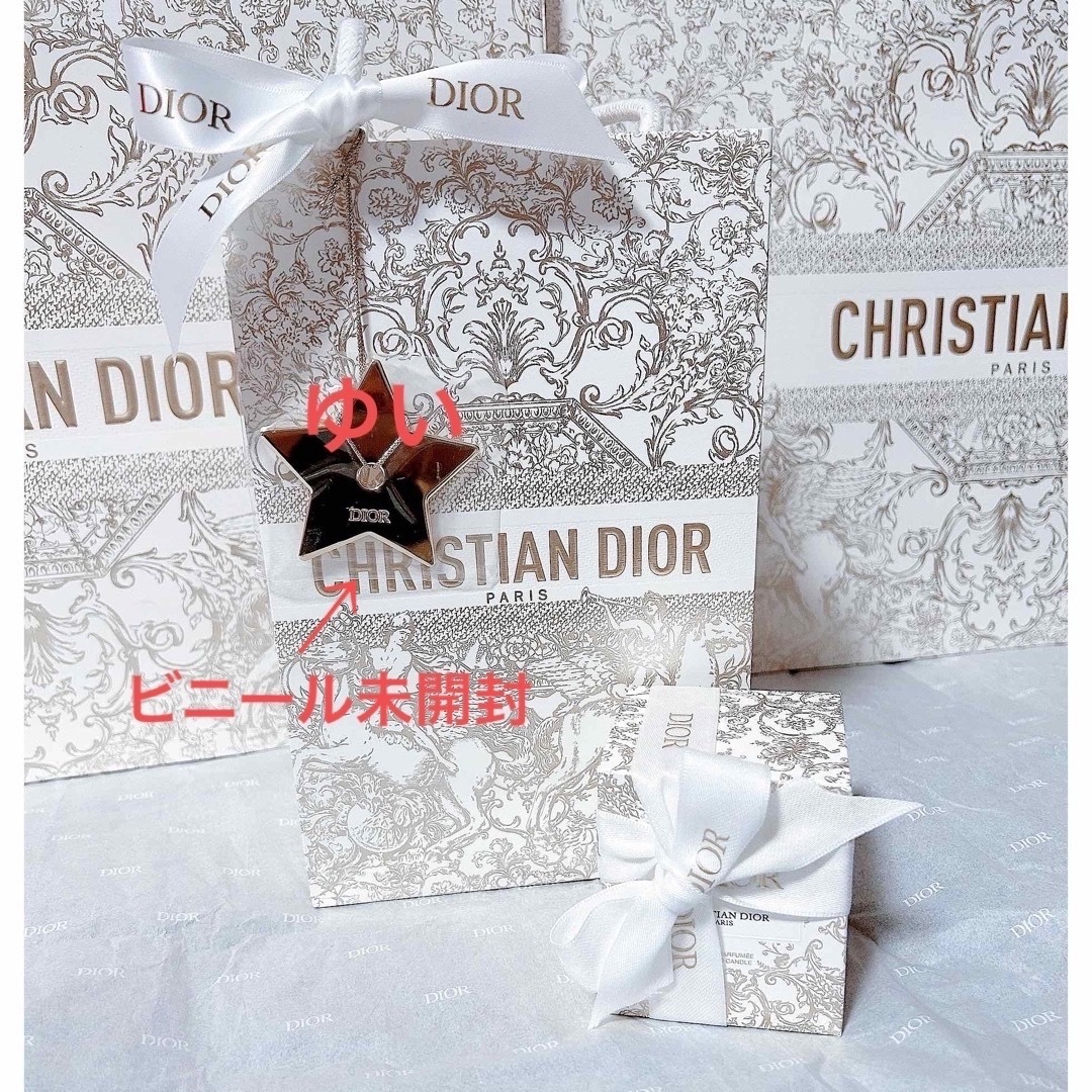 Dior(ディオール)のディオールホリデーキャンドルノベルティ2023ホリデークリスマス限定品新品未使用 コスメ/美容のリラクゼーション(キャンドル)の商品写真
