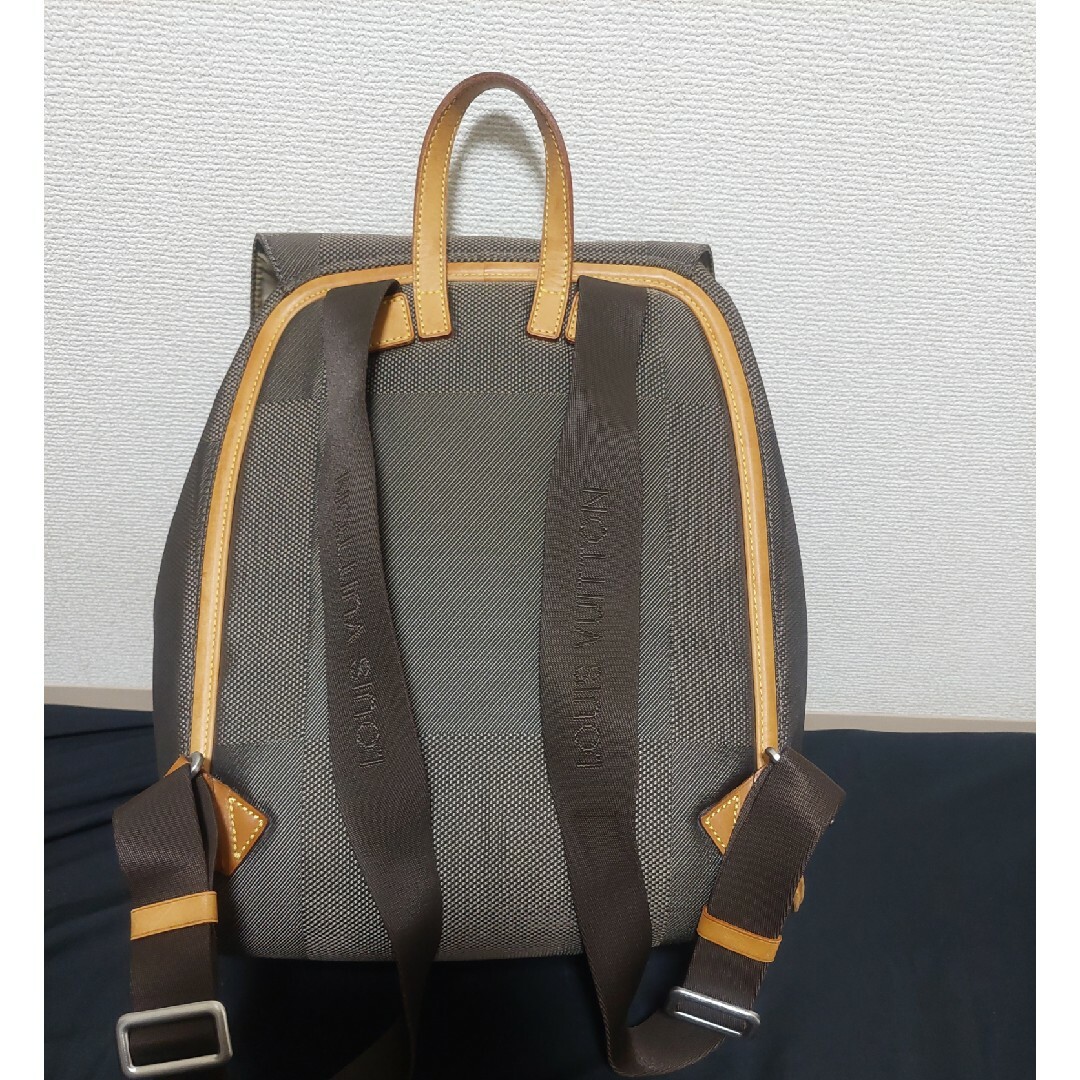 バッグLOUIS VUITTON ルイ ヴィトン　リュック　M93056