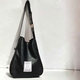 A4収納可能／Simple One shoulder Bag(バッグ)