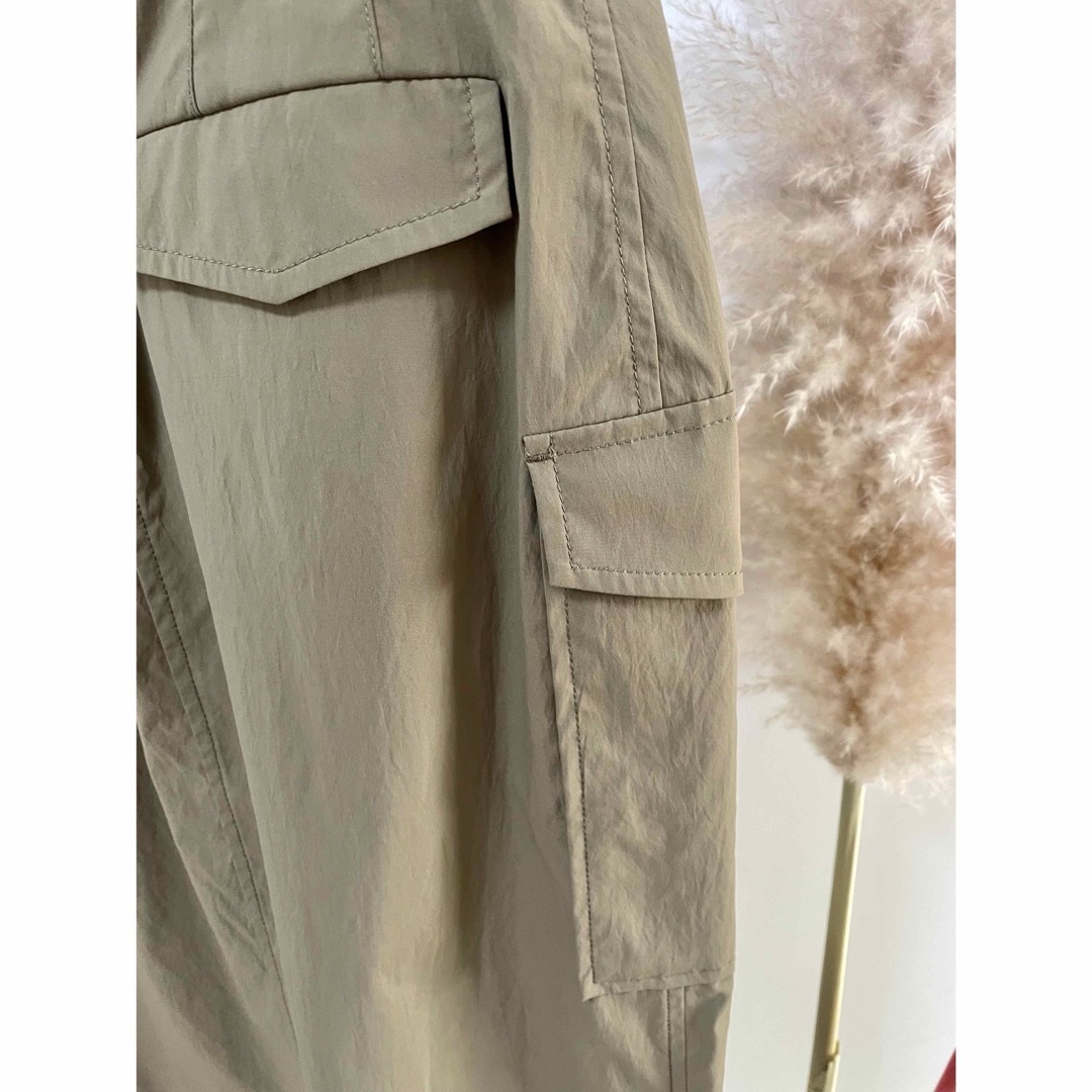 LOUNIE(ルーニィ)のルーニィ23年新品⭐️洗える！UVカット吸湿速乾日本製⭐️ラップカーゴスカート レディースのスカート(ひざ丈スカート)の商品写真