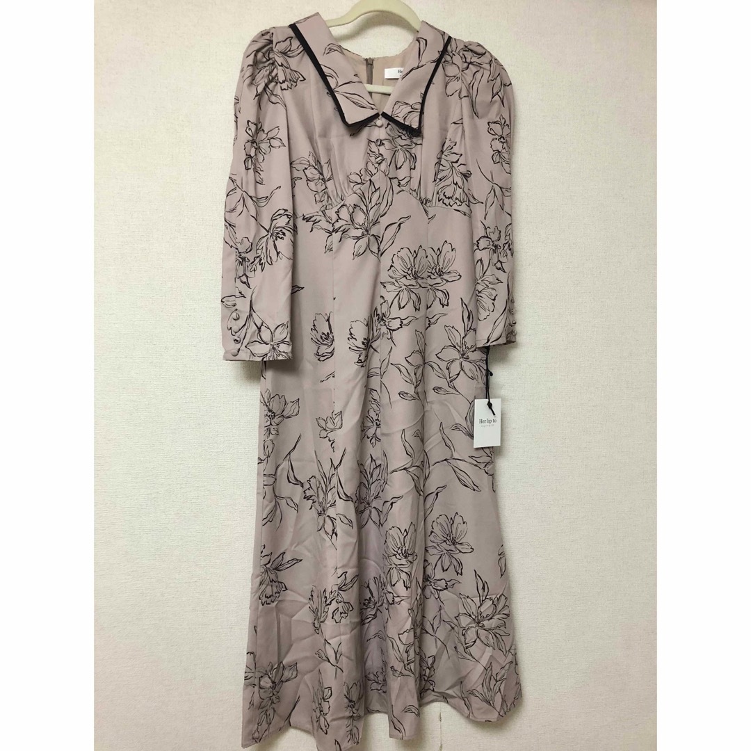 90バストherlipto Limoges Floral Midi Dress