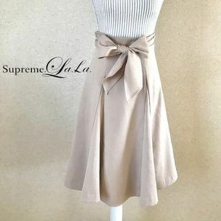 シュープリームララ(Supreme.La.La.)の【美品】Supreme LaLa ウエストリボン フレアスカート Mサイズ(ひざ丈スカート)