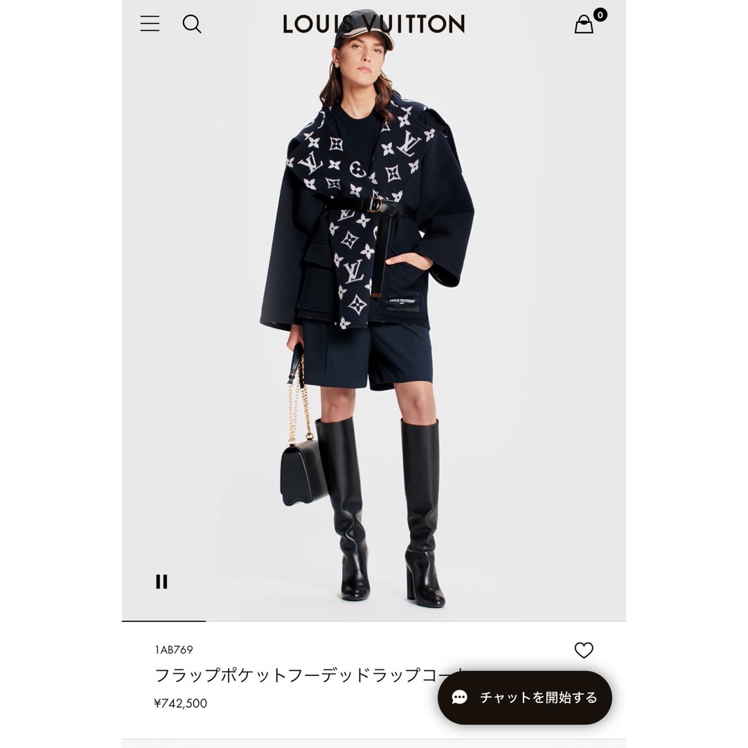 LOUIS VUITTON(ルイヴィトン)の新品　ルイヴィトン　ラップコート　ショートフーディ　フーデッドラップコート レディースのジャケット/アウター(ロングコート)の商品写真