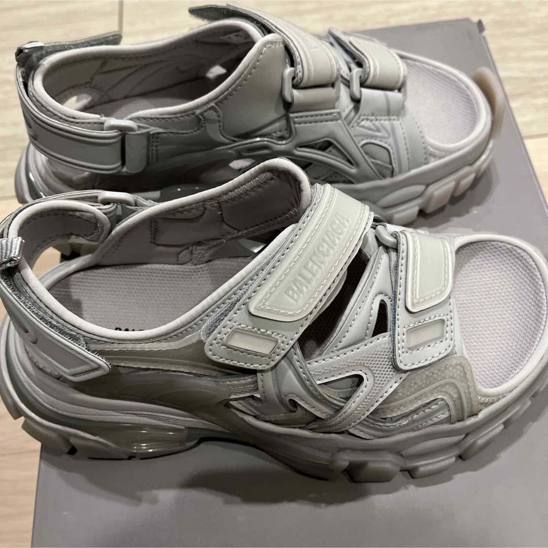 Balenciaga(バレンシアガ)のBALENCIAGA Trackサンダル レディースの靴/シューズ(サンダル)の商品写真