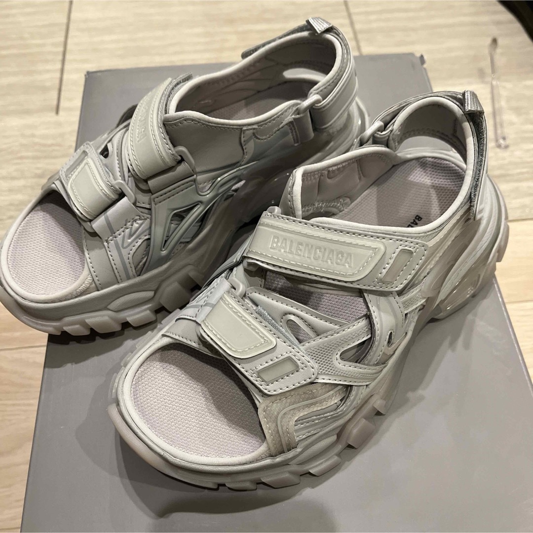 Balenciaga(バレンシアガ)のBALENCIAGA Trackサンダル レディースの靴/シューズ(サンダル)の商品写真