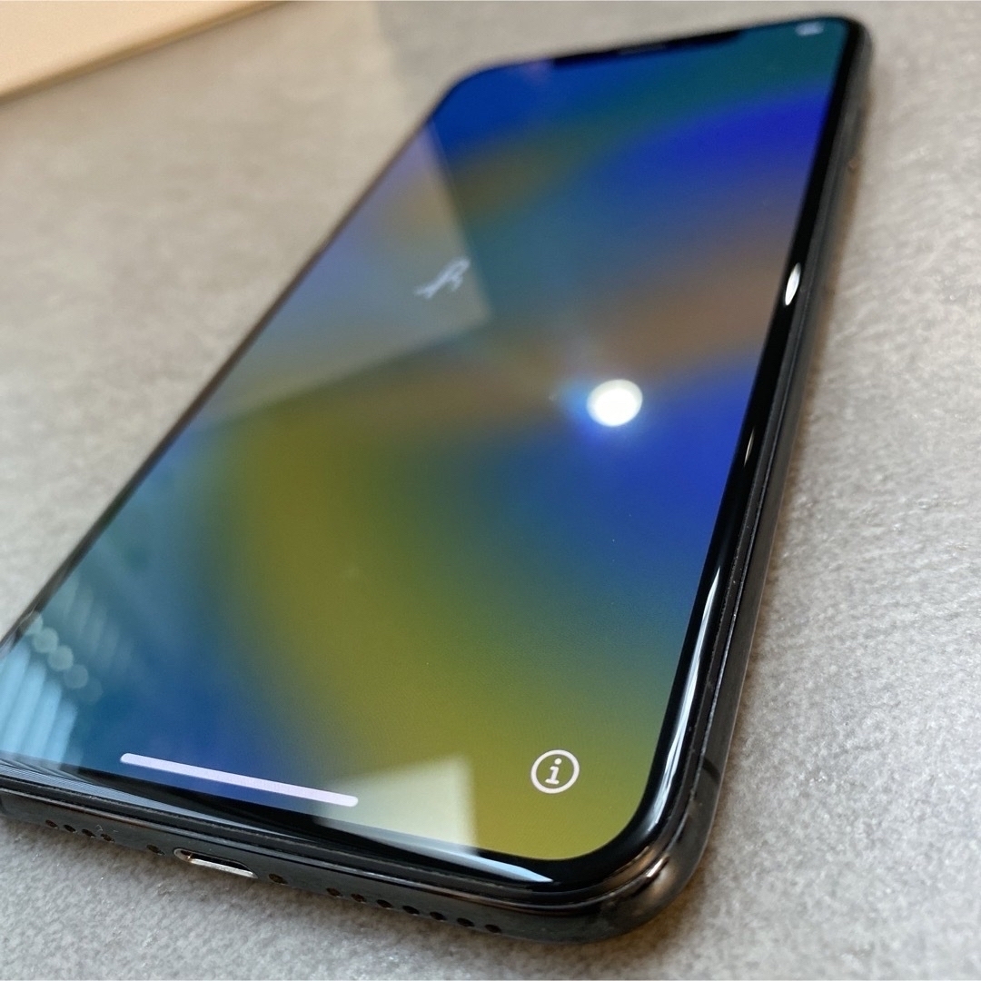 iPhone(アイフォーン)のiPhone Xs Max 256GB  docomo スマホ/家電/カメラのスマートフォン/携帯電話(スマートフォン本体)の商品写真