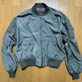 アルファインダストリーズ(ALPHA INDUSTRIES)のアルファALPHA　MA-1　フライトジャケット　カーキ　ブルゾン　ミリタリー(ブルゾン)