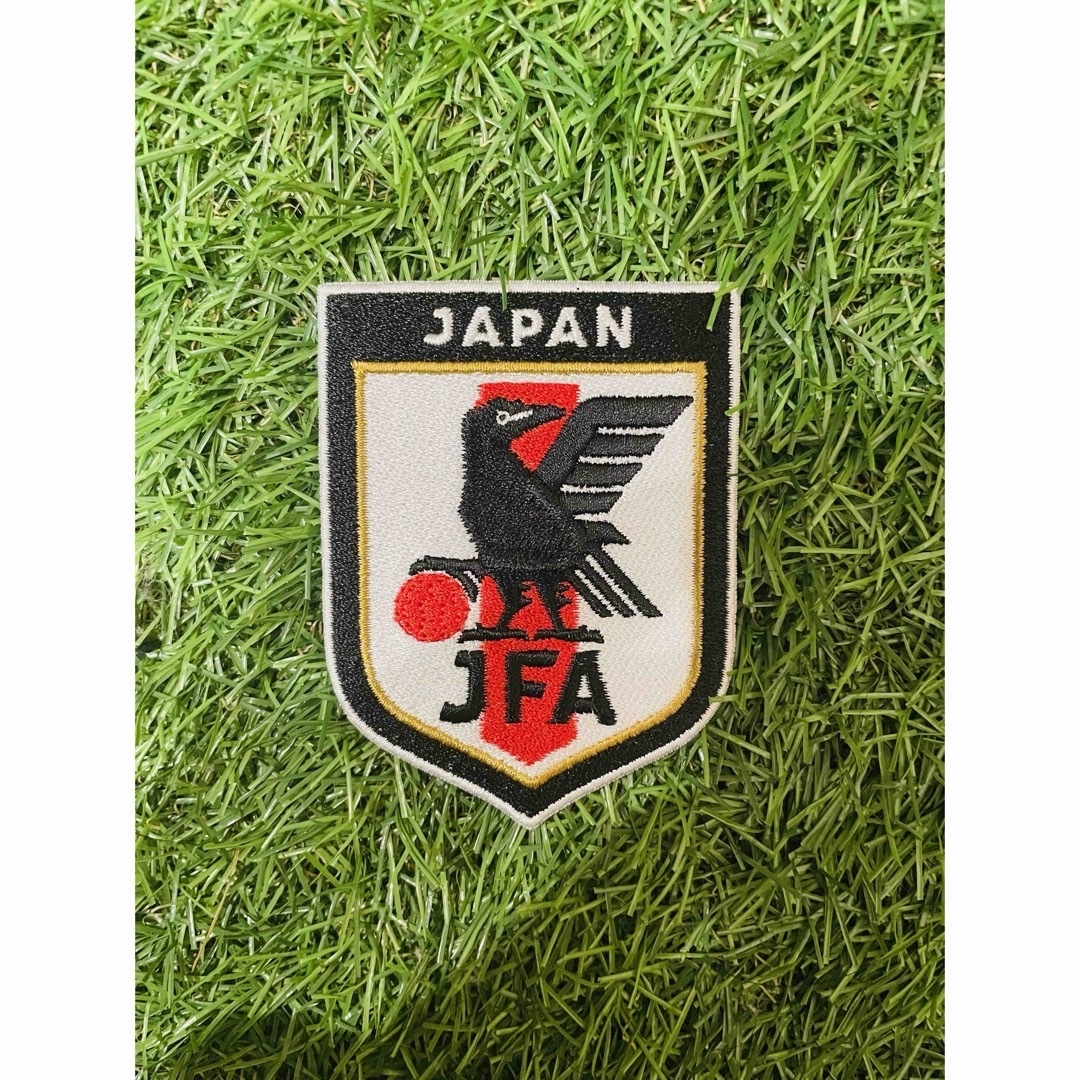 adidas(アディダス)の【未使用新品】 サッカー 日本代表 JFA エンブレム パッチ ワッペン 支給 スポーツ/アウトドアのサッカー/フットサル(記念品/関連グッズ)の商品写真