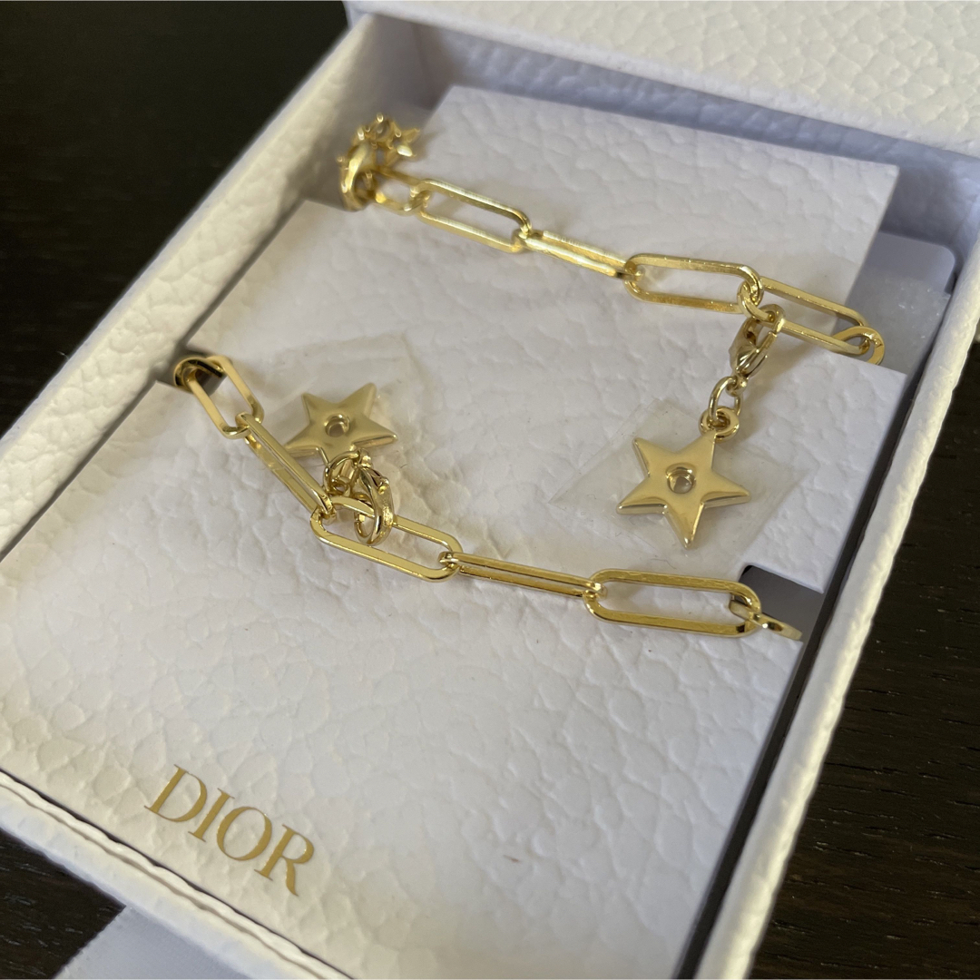 Christian Dior(クリスチャンディオール)のDior ディオール クリスタル会員 ギフト フォンチャーム 携帯チャーム レディースのアクセサリー(チャーム)の商品写真