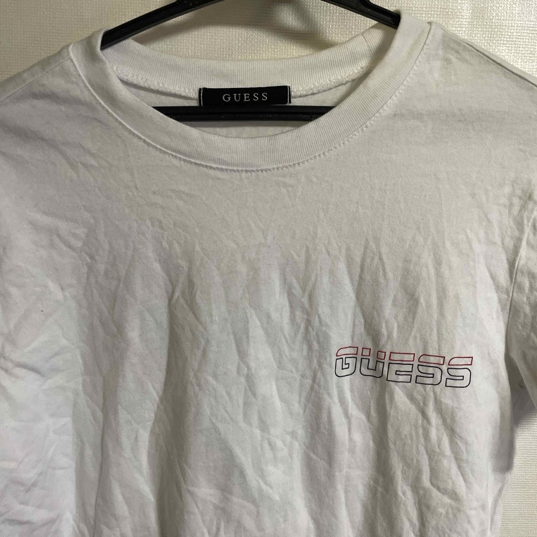 GUESS(ゲス)のGUESSゲスシャツ レディースのトップス(Tシャツ(半袖/袖なし))の商品写真