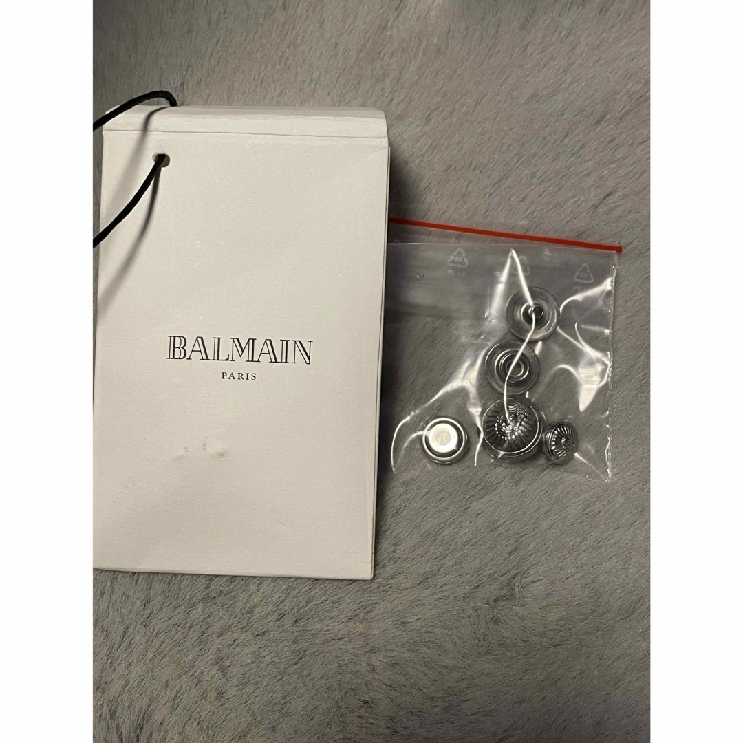 BALMAIN(バルマン)のBALMAINバルマン デニム ボタン 2個セット未使用 その他のその他(その他)の商品写真